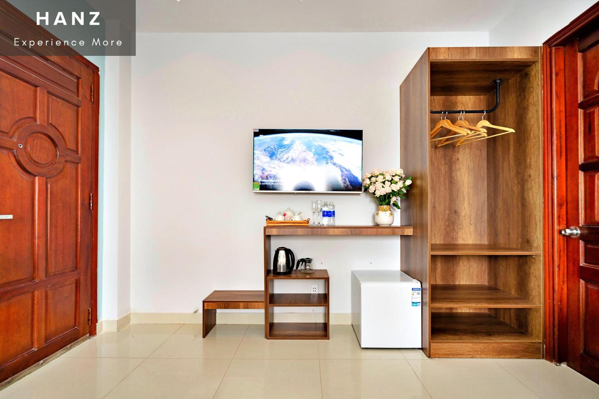 S79 Vivianne De Tham Hotel *