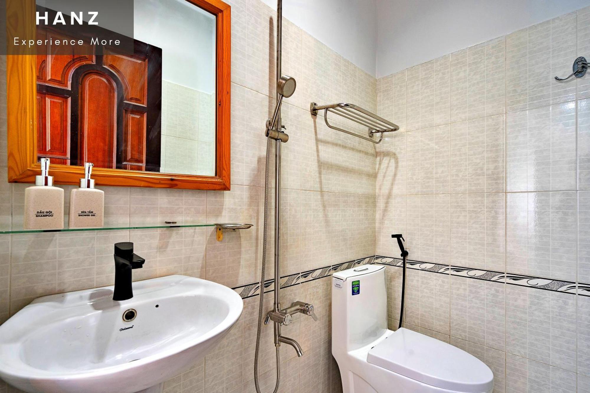 S79 Vivianne De Tham Hotel